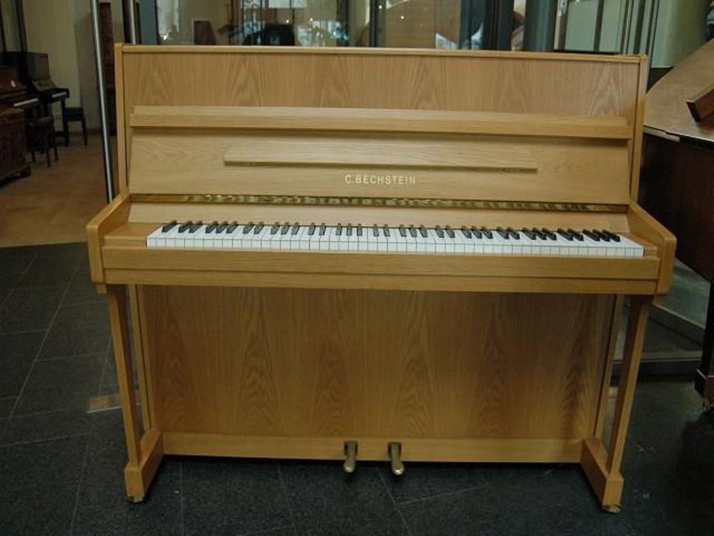 CREATOR: gd-jpeg v1.0 (using IJG JPEG v62), default quality